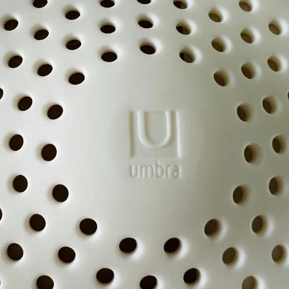 UMBRA White Starfish Hair Catcher